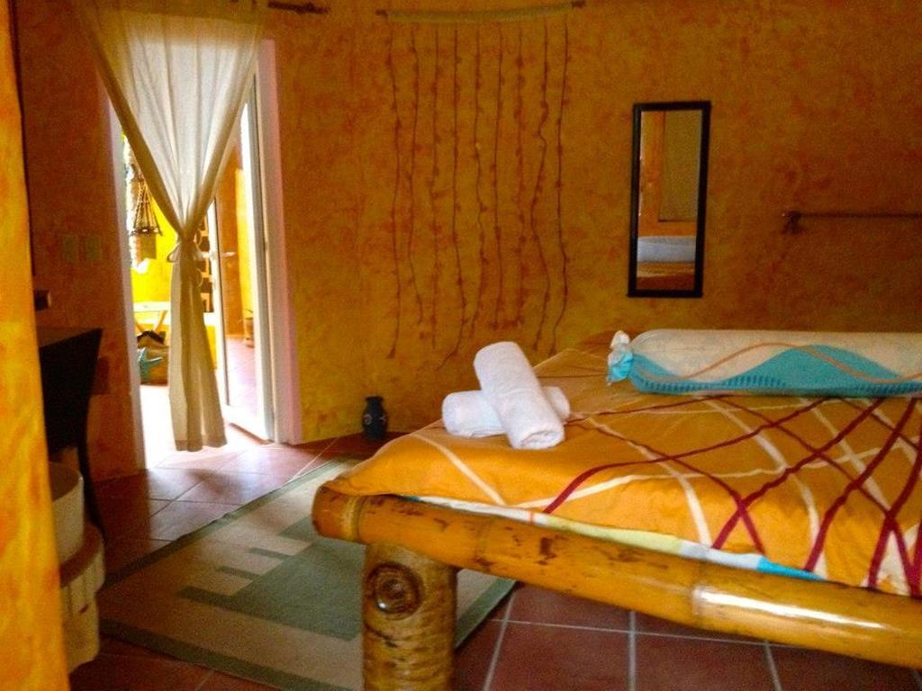 Kokays Maldito Dive Resort Logon Oda fotoğraf