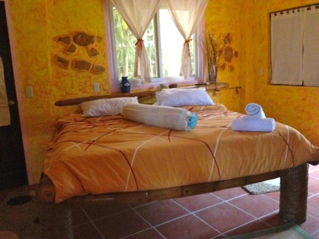 Kokays Maldito Dive Resort Logon Oda fotoğraf
